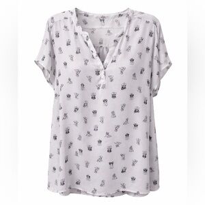 Torrid White and Black Dog Patterned Blouse